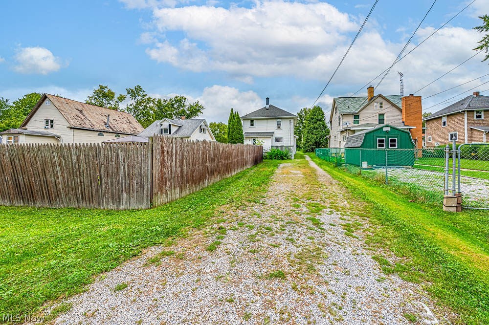 365 W Indiana Avenue Sebring OH 44672