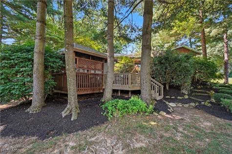671 S Sheraton Drive Akron OH 44319