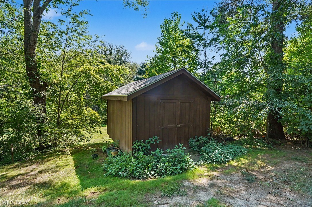 671 S Sheraton Drive Akron OH 44319