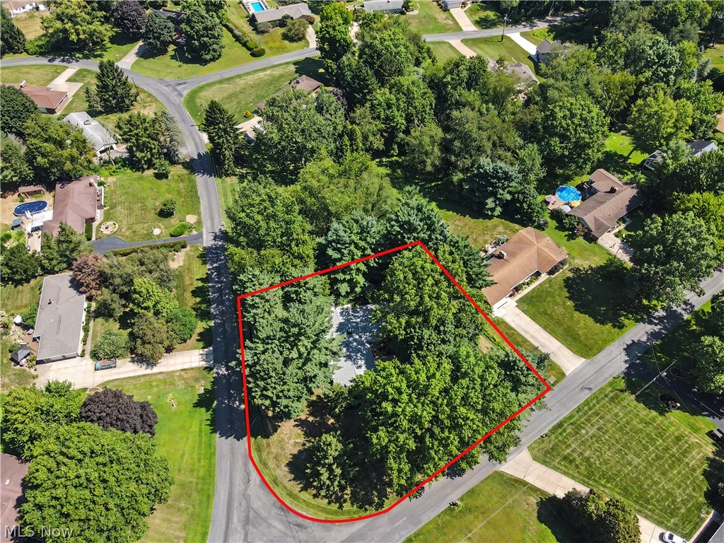 671 S Sheraton Drive Akron OH 44319