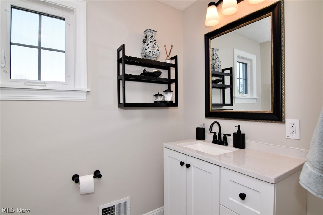 22331 Westchester Road Shaker Heights OH 44122