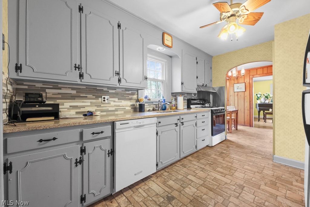 4328 S Union Avenue Alliance OH 44601