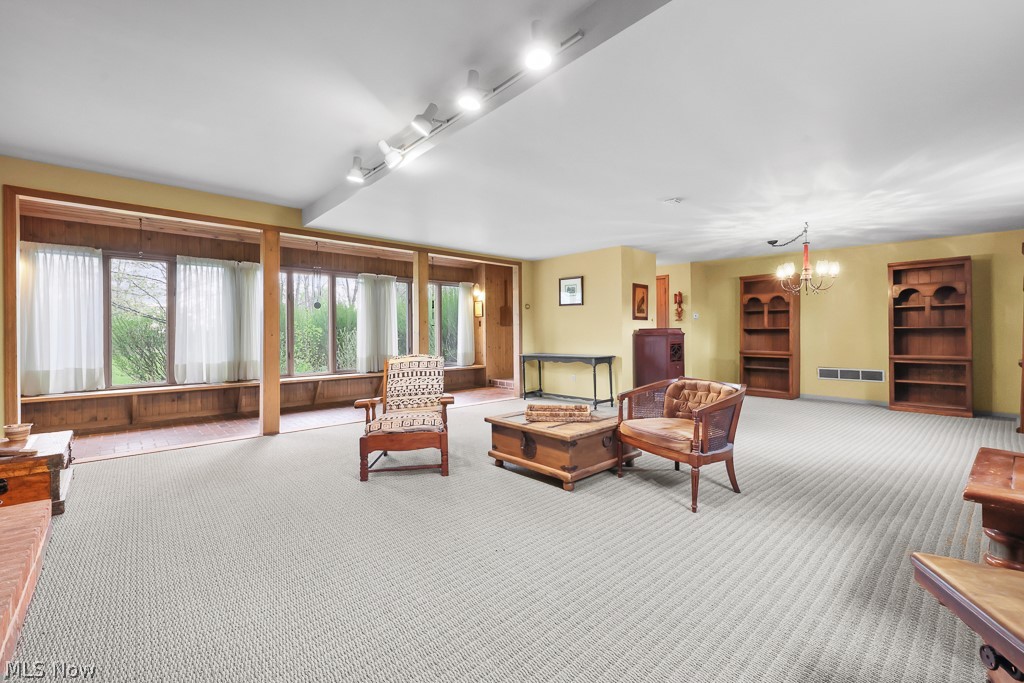 4328 S Union Avenue Alliance OH 44601