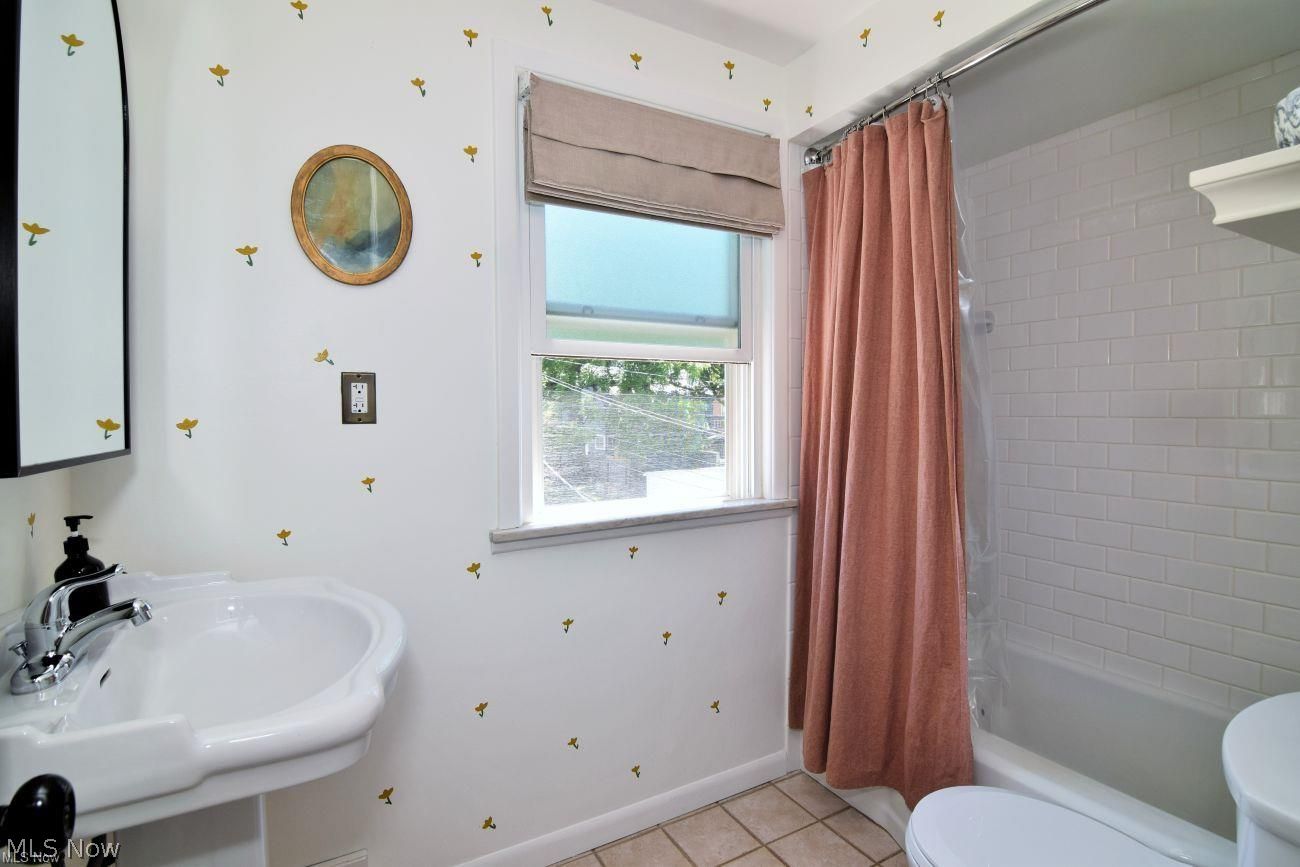 4190 Bushnell Road University Heights OH 44118