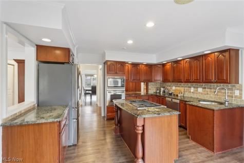 2340 Brigadoon Court Westlake OH 44145