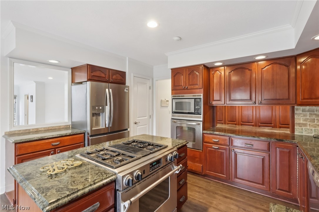 2340 Brigadoon Court Westlake OH 44145