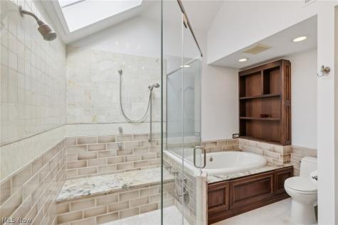 2340 Brigadoon Court Westlake OH 44145