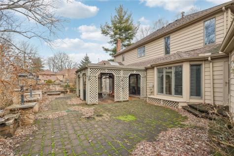 2340 Brigadoon Court Westlake OH 44145