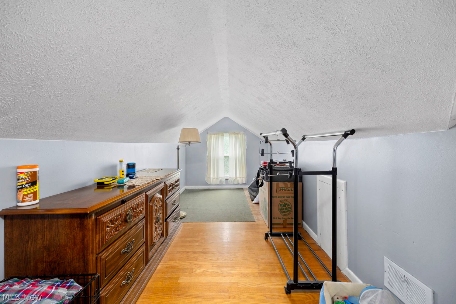25130 Sunset Oval North Olmsted OH 44070