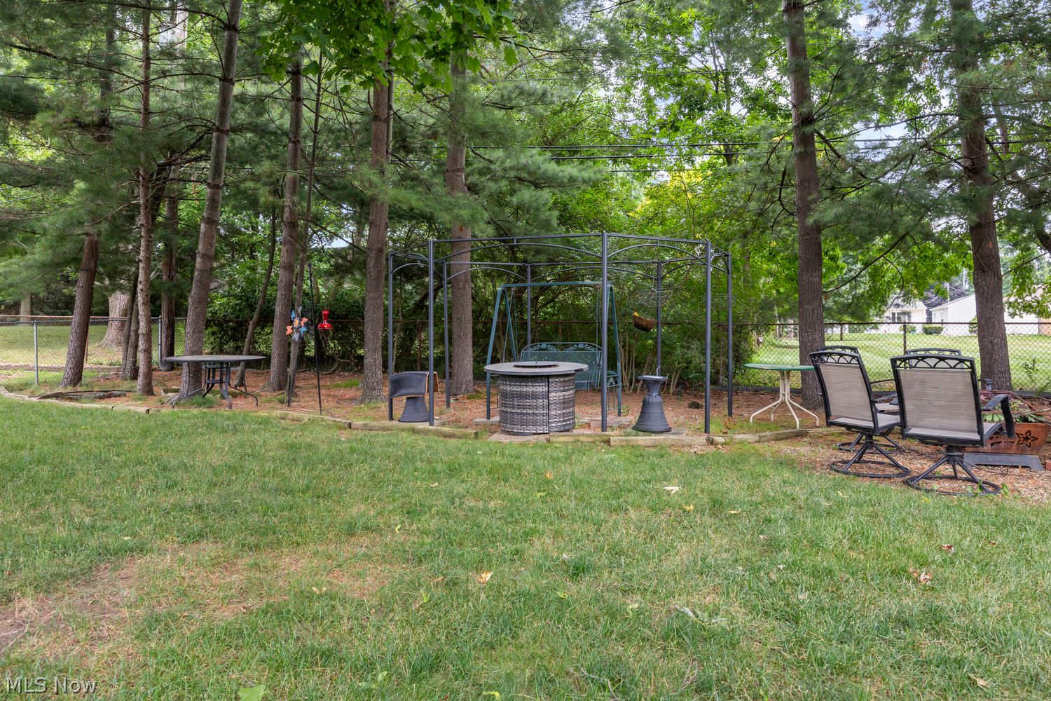 25130 Sunset Oval North Olmsted OH 44070