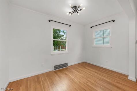 520 Kenilworth Road Bay Village OH 44140