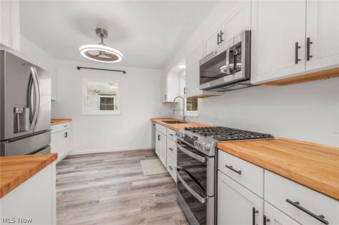 520 Kenilworth Road Bay Village OH 44140