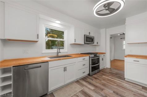 520 Kenilworth Road Bay Village OH 44140