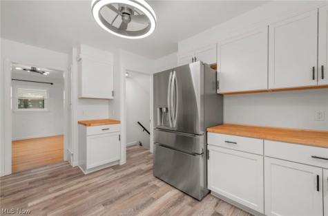 520 Kenilworth Road Bay Village OH 44140