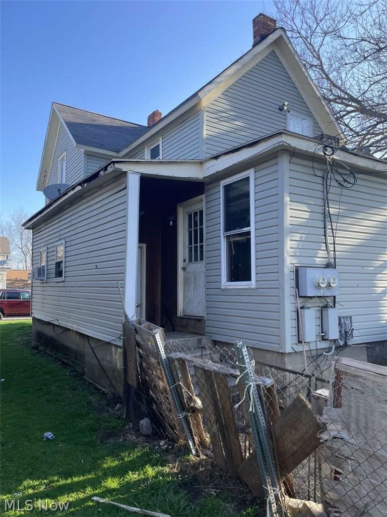 315 May Street Fremont OH 43420