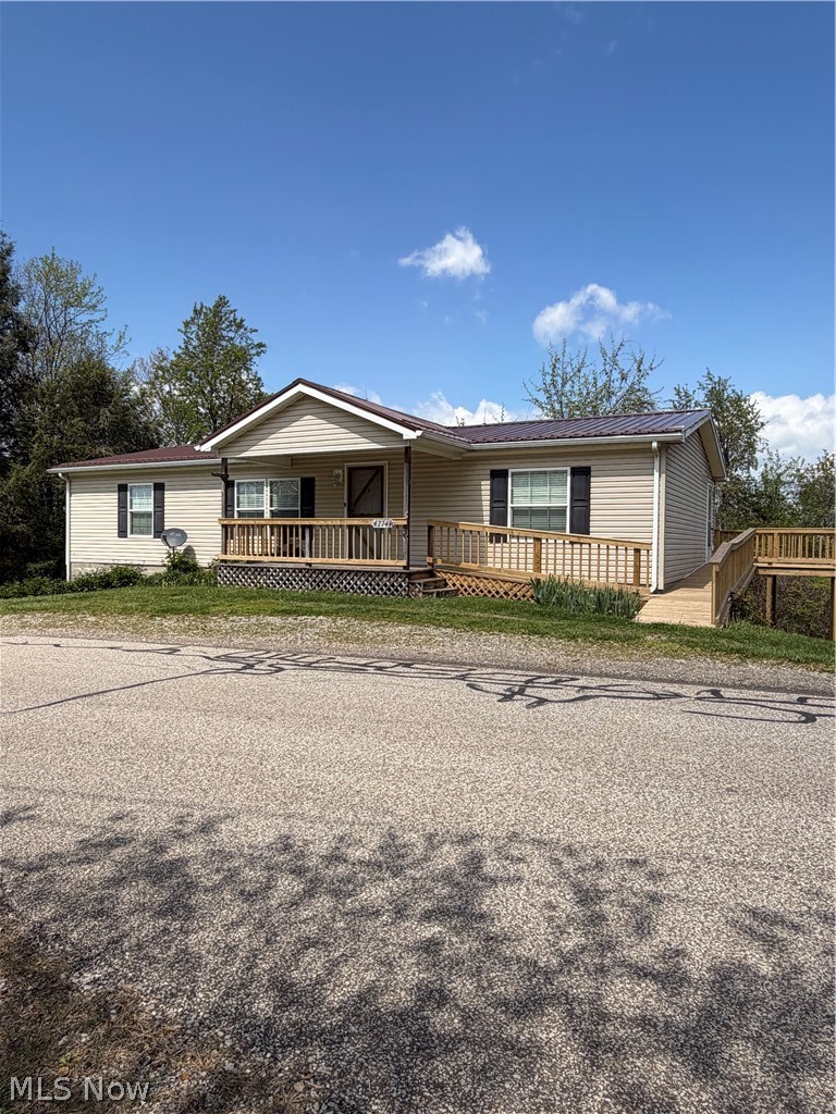 42741 Long Ridge Road Clarington OH 43915