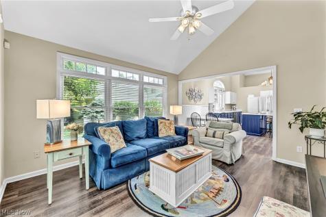 17876 Cambridge Oval Strongsville OH 44136