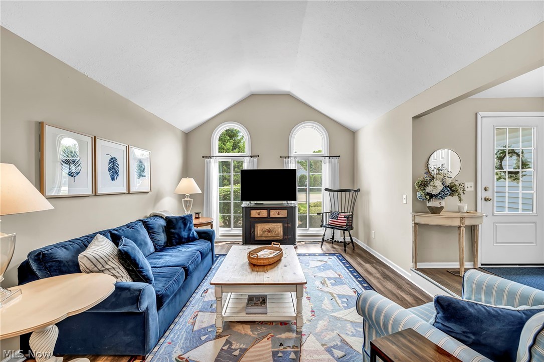 17876 Cambridge Oval Strongsville OH 44136