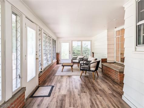 257 Sand Run Road Akron OH 44313