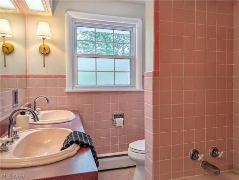 257 Sand Run Road Akron OH 44313