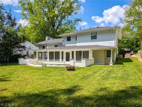 257 Sand Run Road Akron OH 44313