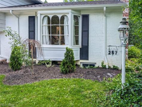 257 Sand Run Road Akron OH 44313