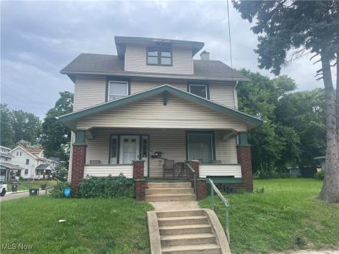1221 9th Street NW Canton OH 44703