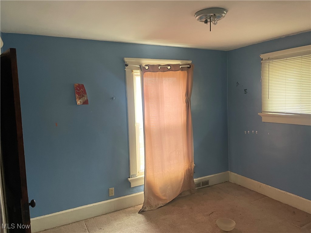 1221 9th Street NW Canton OH 44703