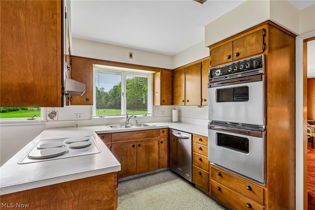 3305 Trumbull Avenue Copley OH 44321
