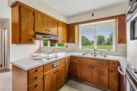 3305 Trumbull Avenue Copley OH 44321