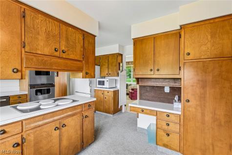 3305 Trumbull Avenue Copley OH 44321