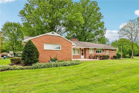 3305 Trumbull Avenue Copley OH 44321