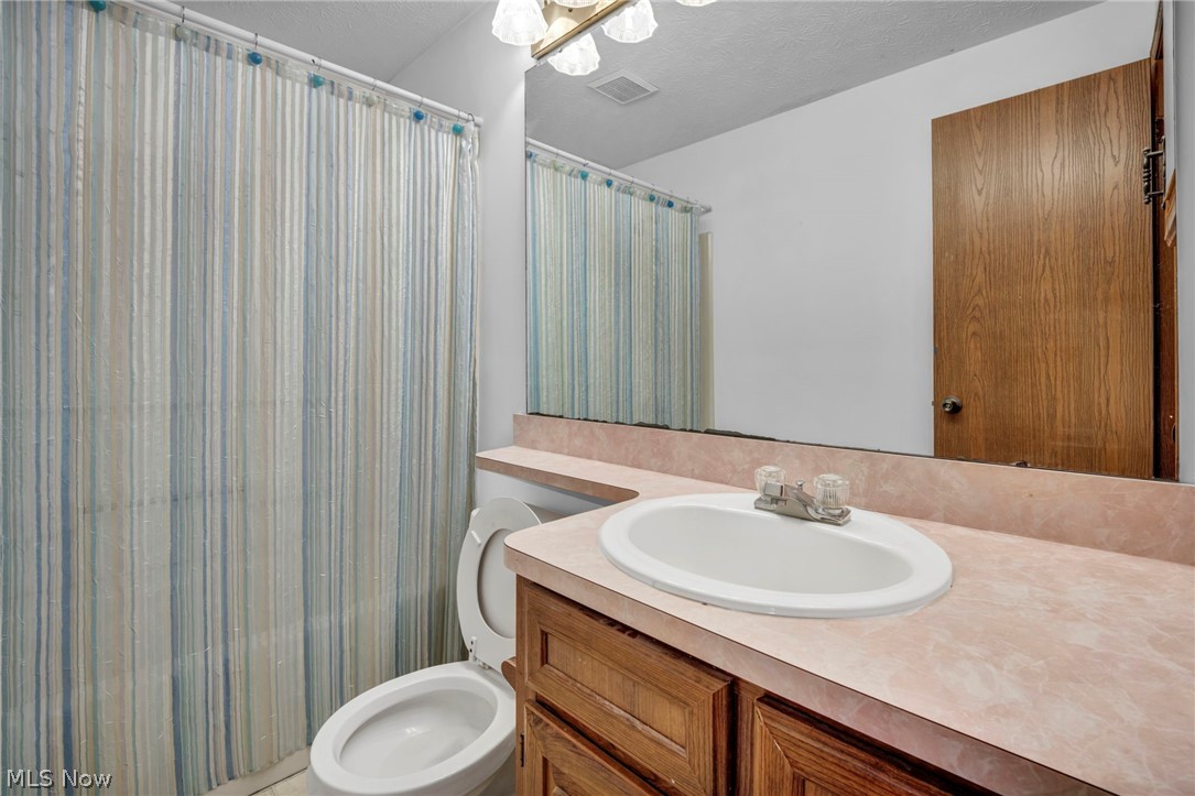 2642 Blake Road Wadsworth OH 44281