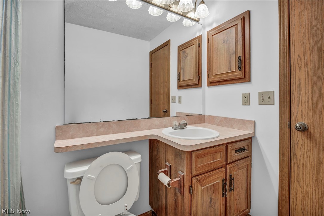 2642 Blake Road Wadsworth OH 44281