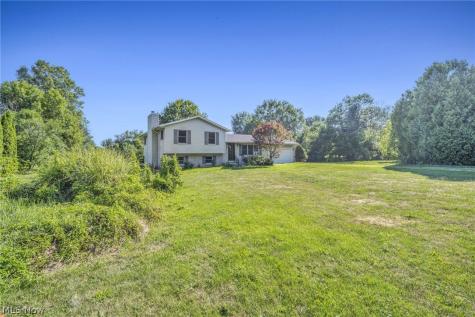 2642 Blake Road Wadsworth OH 44281