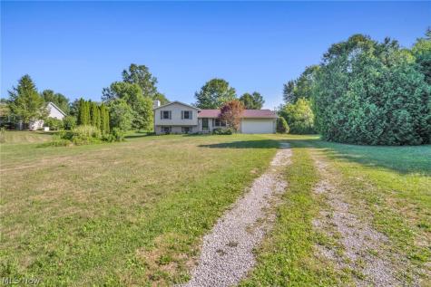 2642 Blake Road Wadsworth OH 44281