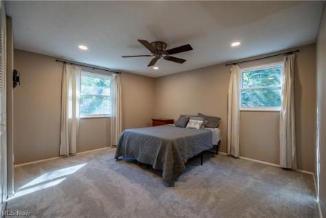 80 Merle Boulevard Munroe Falls OH 44262