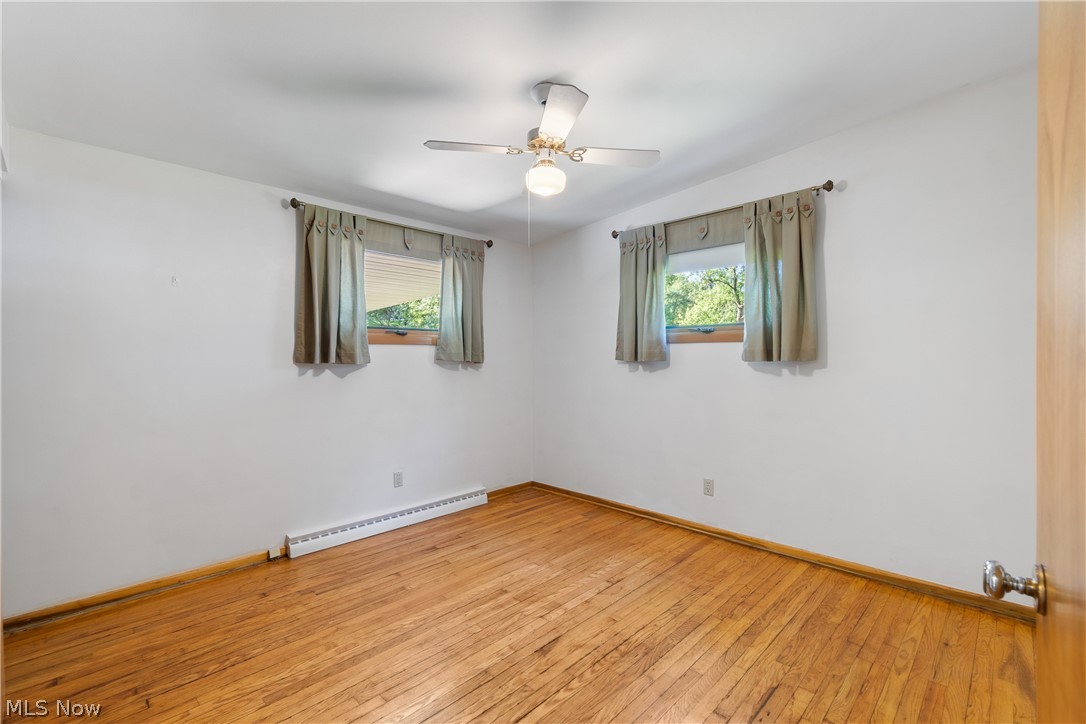1222 Pleasantview Avenue SE North Canton OH 44720