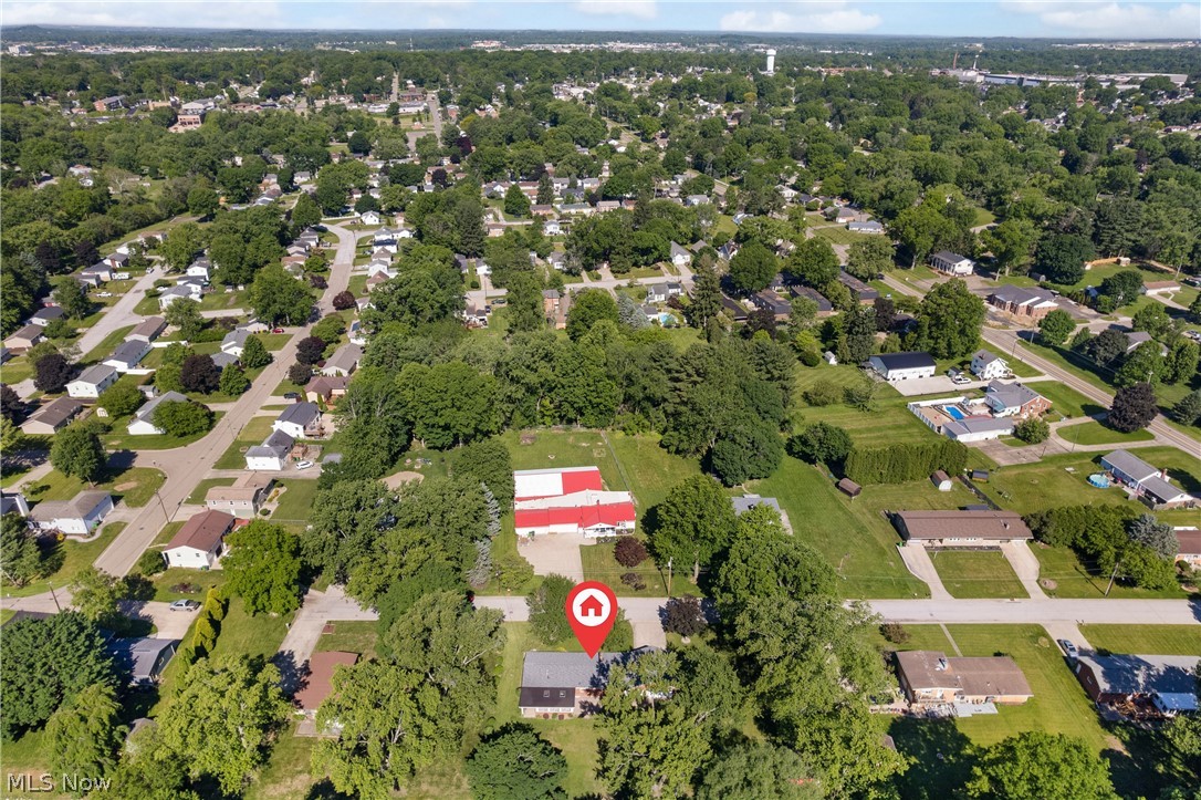 1222 Pleasantview Avenue SE North Canton OH 44720