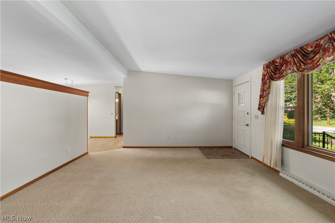 1222 Pleasantview Avenue SE North Canton OH 44720