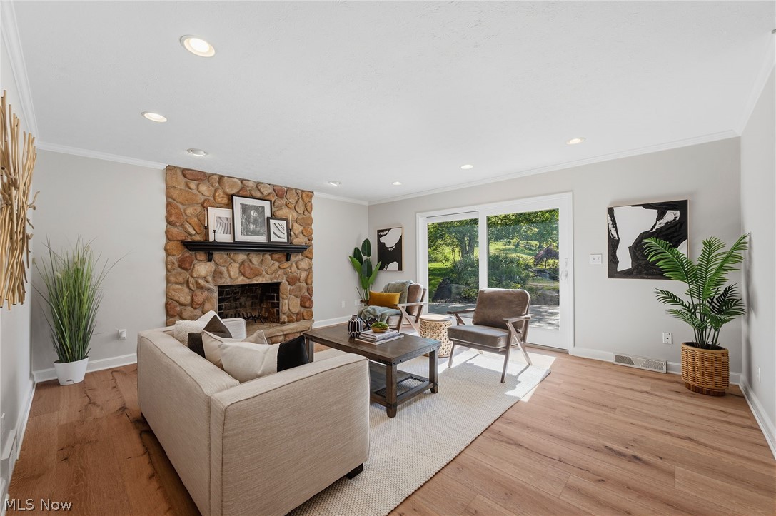 8662 Tanglewood Trail Chagrin Falls OH 44023