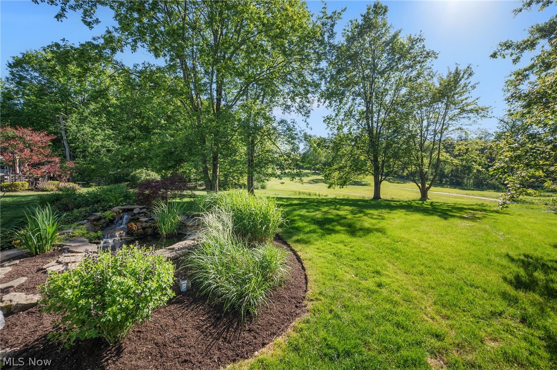 8662 Tanglewood Trail Chagrin Falls OH 44023