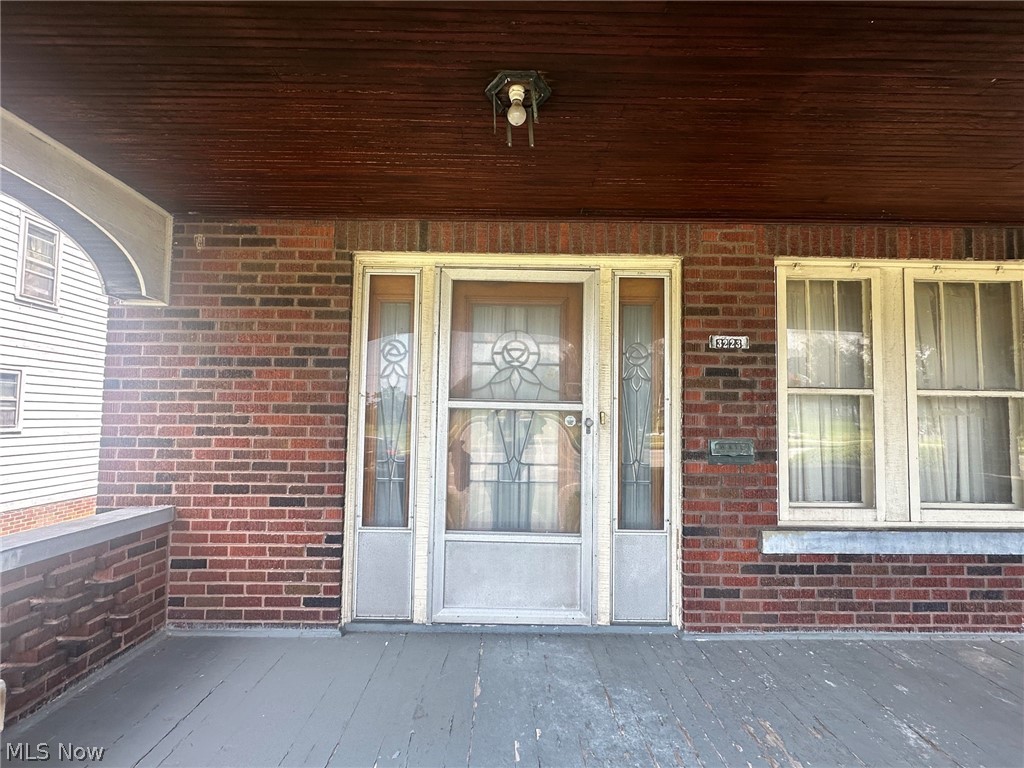 3223 Grove Avenue Lorain OH 44055