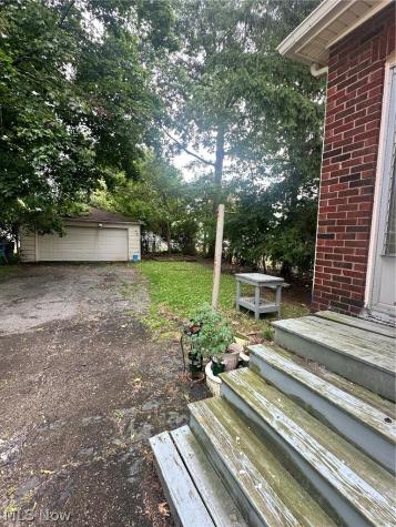 3223 Grove Avenue Lorain OH 44055