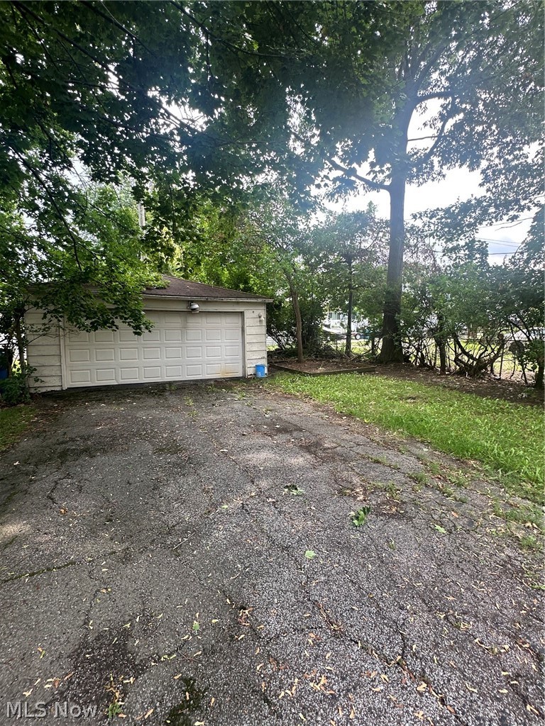 3223 Grove Avenue Lorain OH 44055
