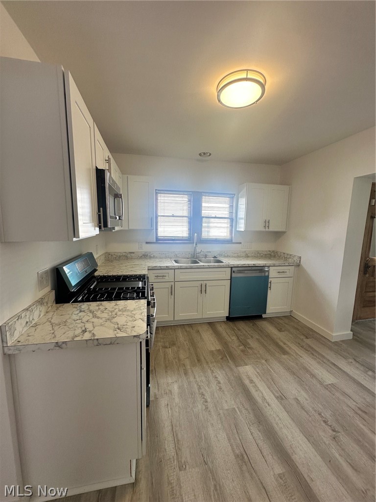 3223 Grove Avenue Lorain OH 44055