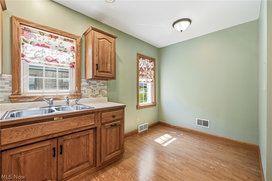 1102 E 9th Street Salem OH 44460