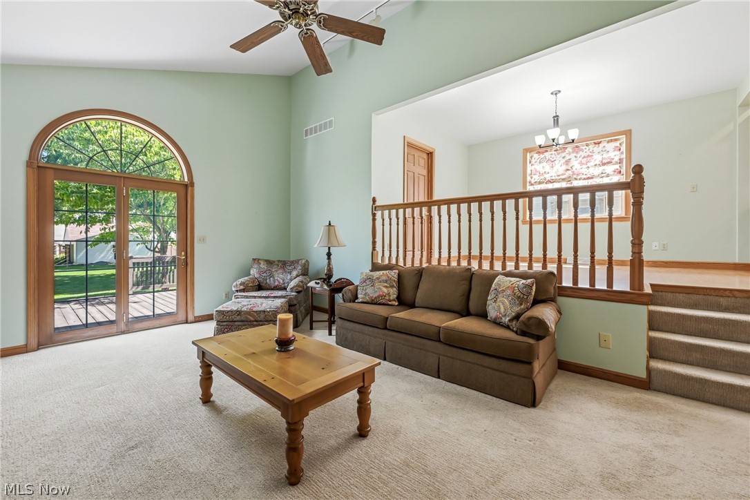 1102 E 9th Street Salem OH 44460
