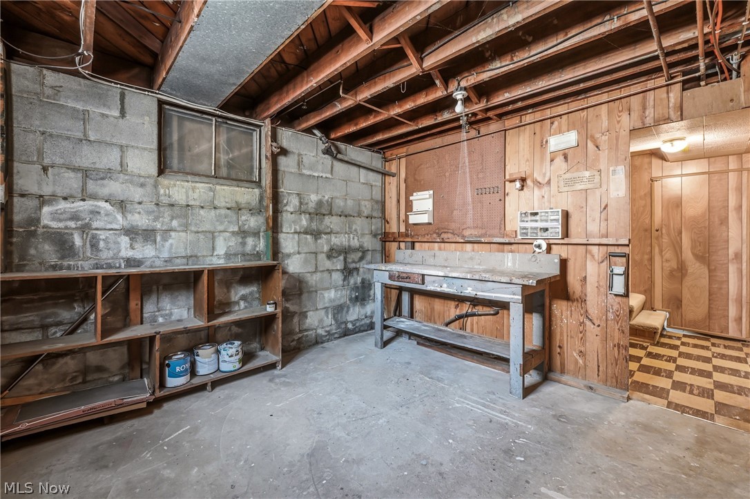 1102 E 9th Street Salem OH 44460