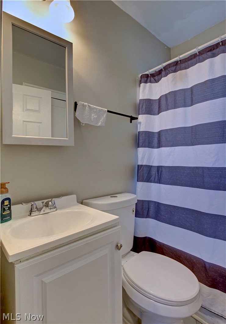 16101 Raymond Street Maple Heights OH 44137